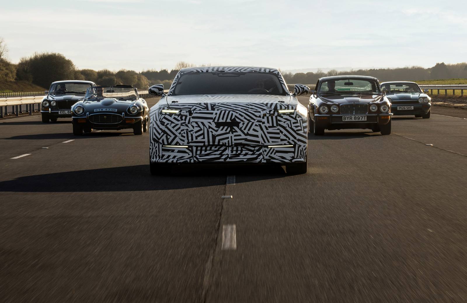 Jaguar-herstart begint met het afkijken bij oude modellen