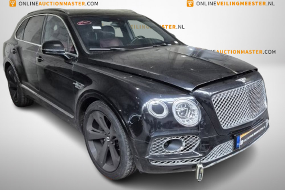 De Bentley van Ali B staat wéér bij Domeinen!