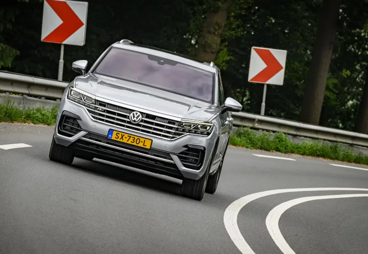 Elektrische Touareg op komst voor stille rijken
