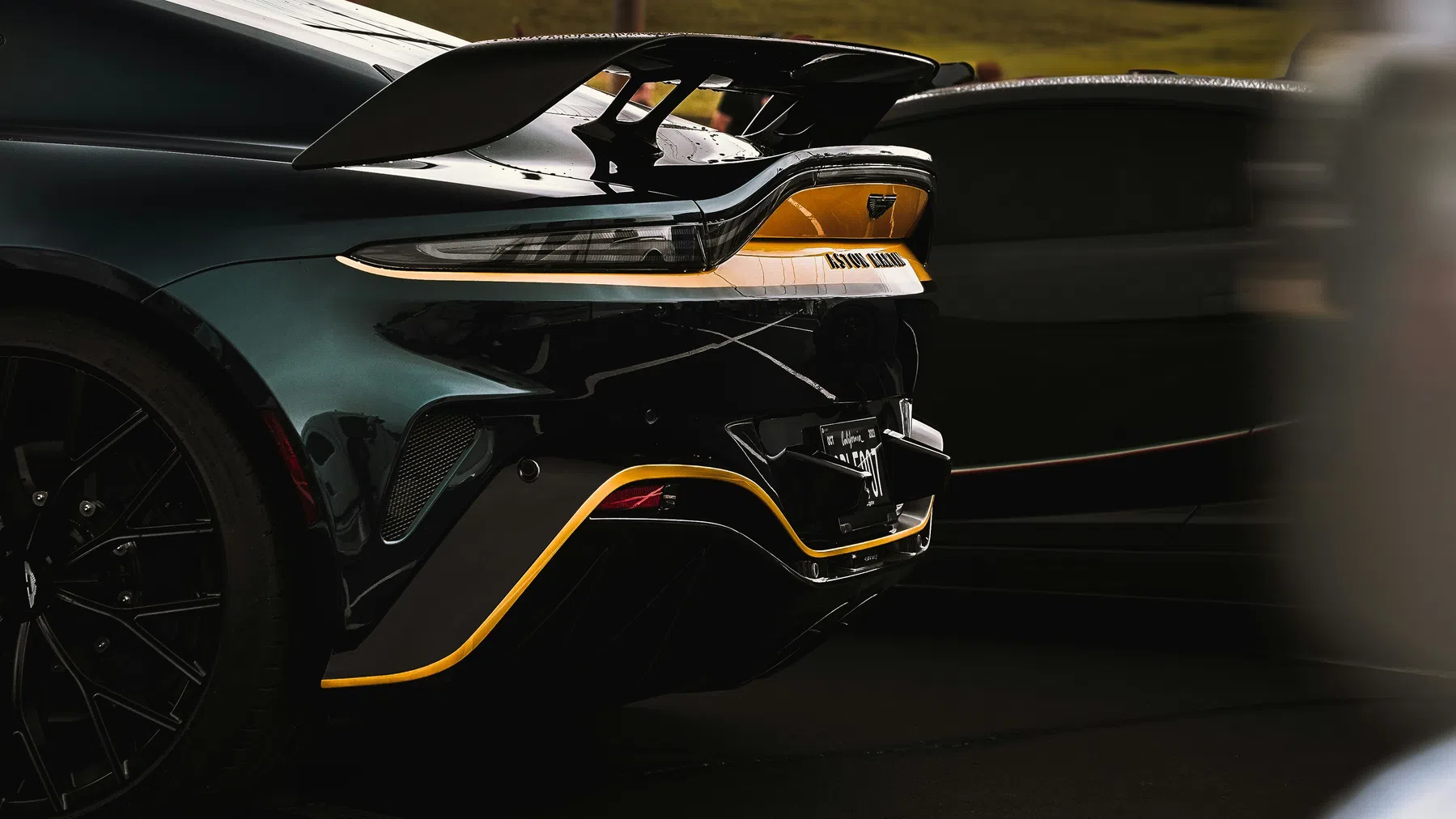 Staat Aston Martin nu echt op omvallen?