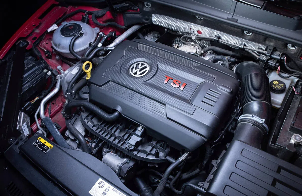 Gelekt: ACEA vraagt EU om nog meer vrijheid voor benzineauto’s in 2035