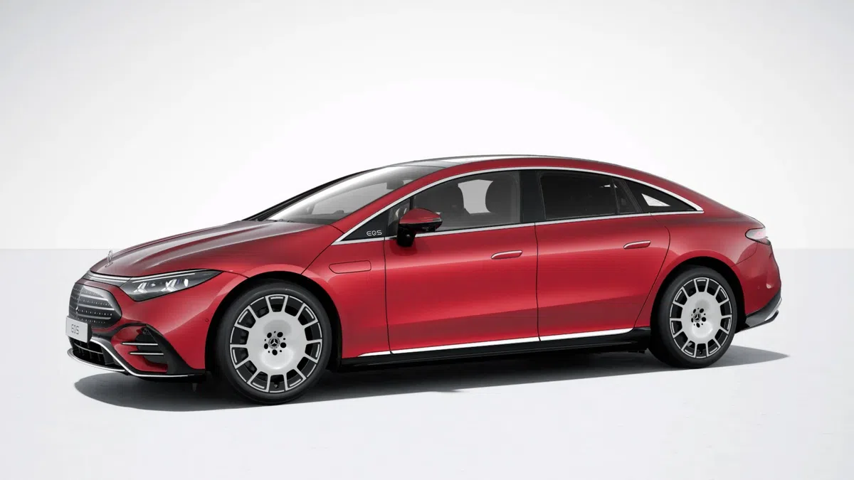 Prijs vernieuwde Mercedes EQS: kost wat, maar dan heb je ook wat