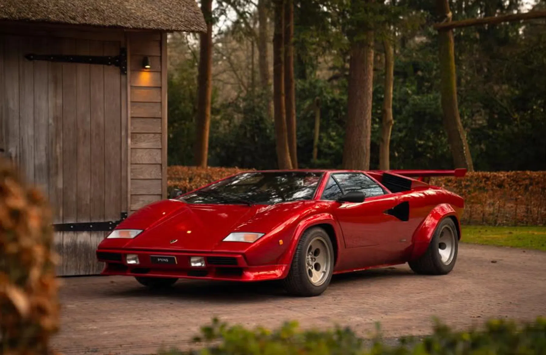 Een fabrieksnieuwe Countach op Marktplaats
