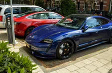 Nederland, stop met het aanleggen van EV-laadpalen!