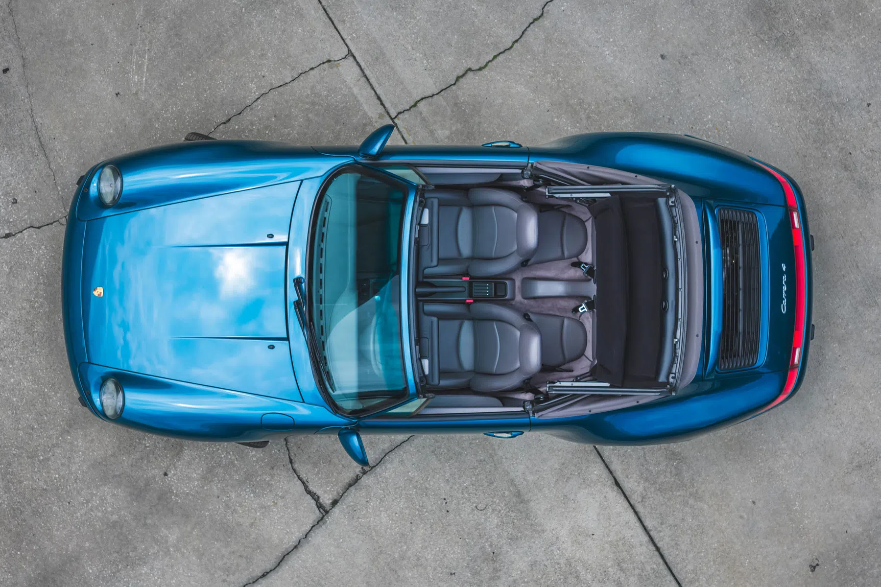 Koop de fraaie Porsche van een recent overleden beroemdheid