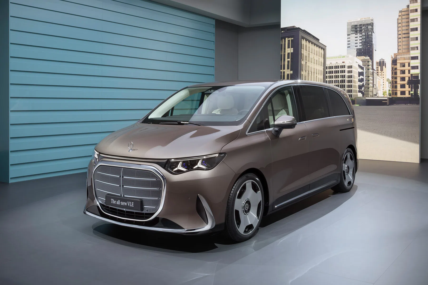 Dit kost de gloednieuwe Mercedes VLE in Nederland!