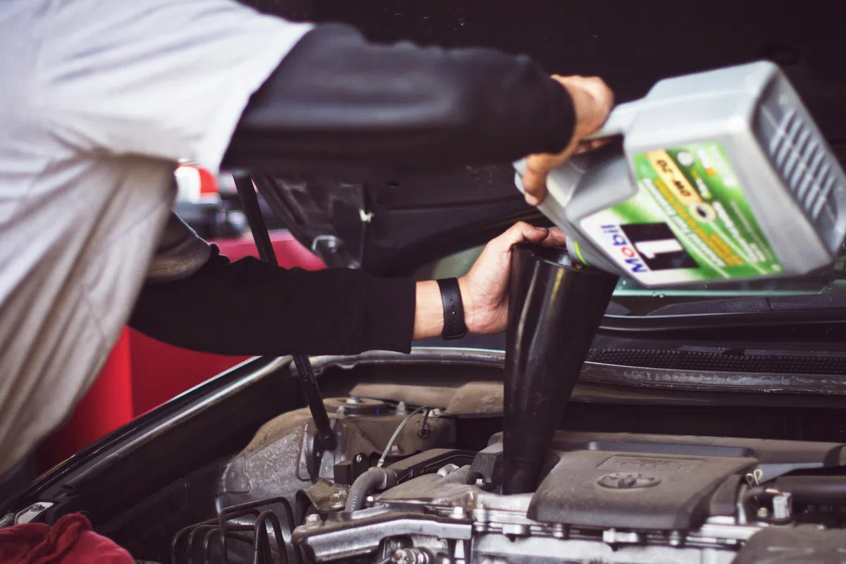 Hierom is jouw tijd in je benzineauto beperkter dan je denkt
