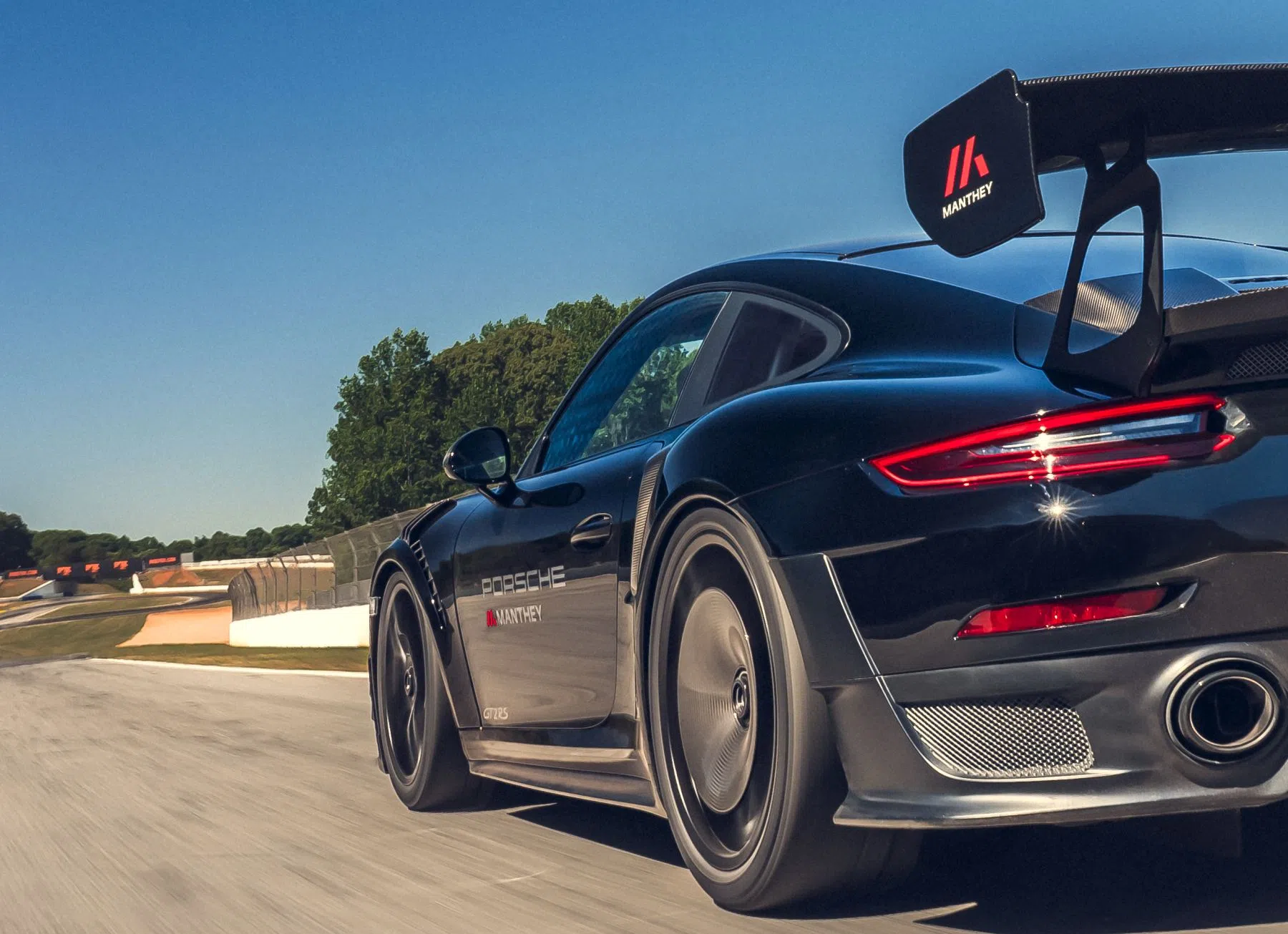 Porsche pakt wereldrecord met acht jaar oude auto