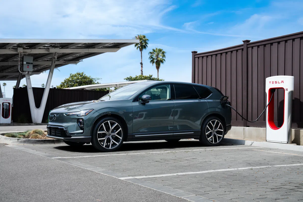 Volvo wordt vrienden met Tesla: dit betekent het voor de elektrische Volvo-rijder
