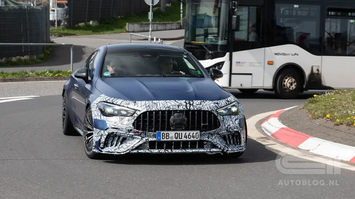 Dit is de (indirecte) opvolger van de C63, mét V8!
