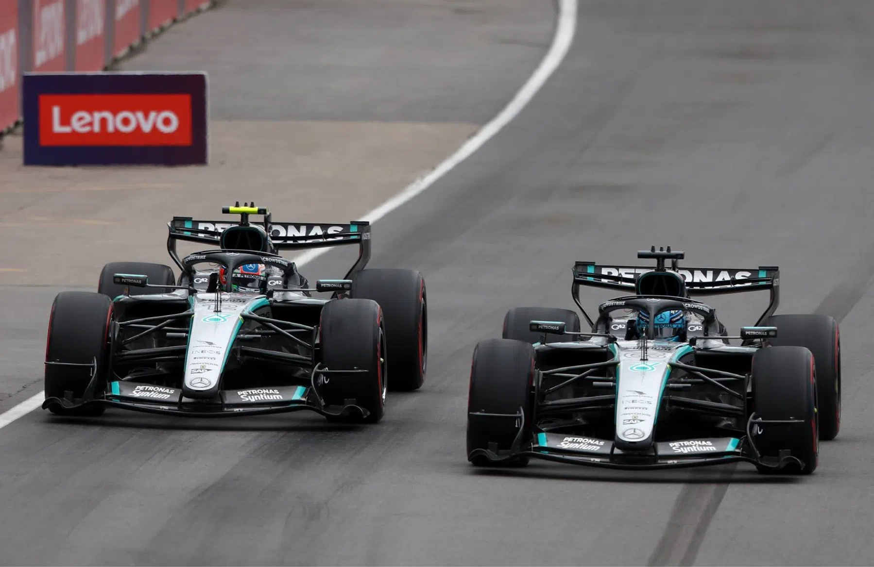 Laat Mercedes F1 zijn coureurs zo racen? Toto Wolff geeft antwoord