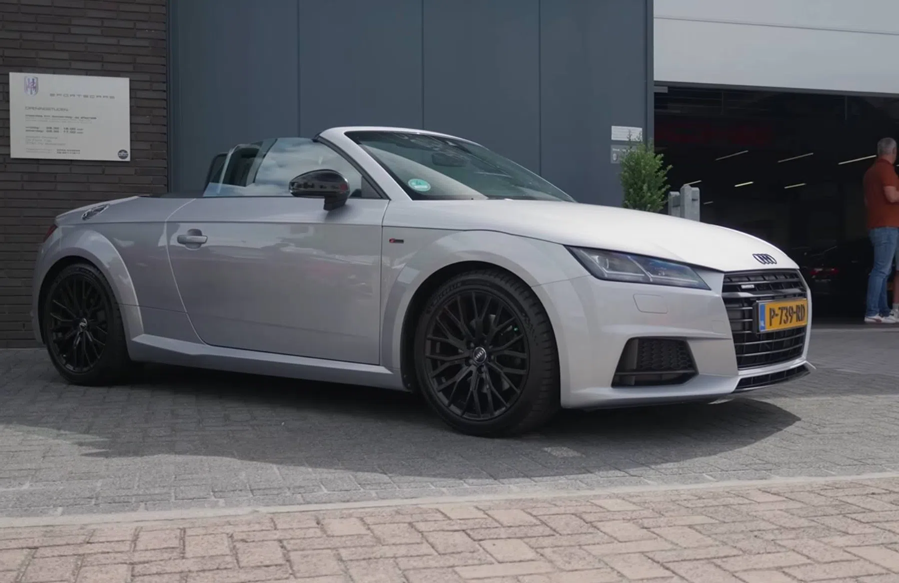 Het tofste onderdeel van deze Audi TT is niet wat je verwacht!