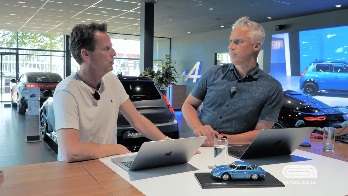 Autoblog Podcast #S2E18: Ferrari Luce + Chinese EV's dalen hard