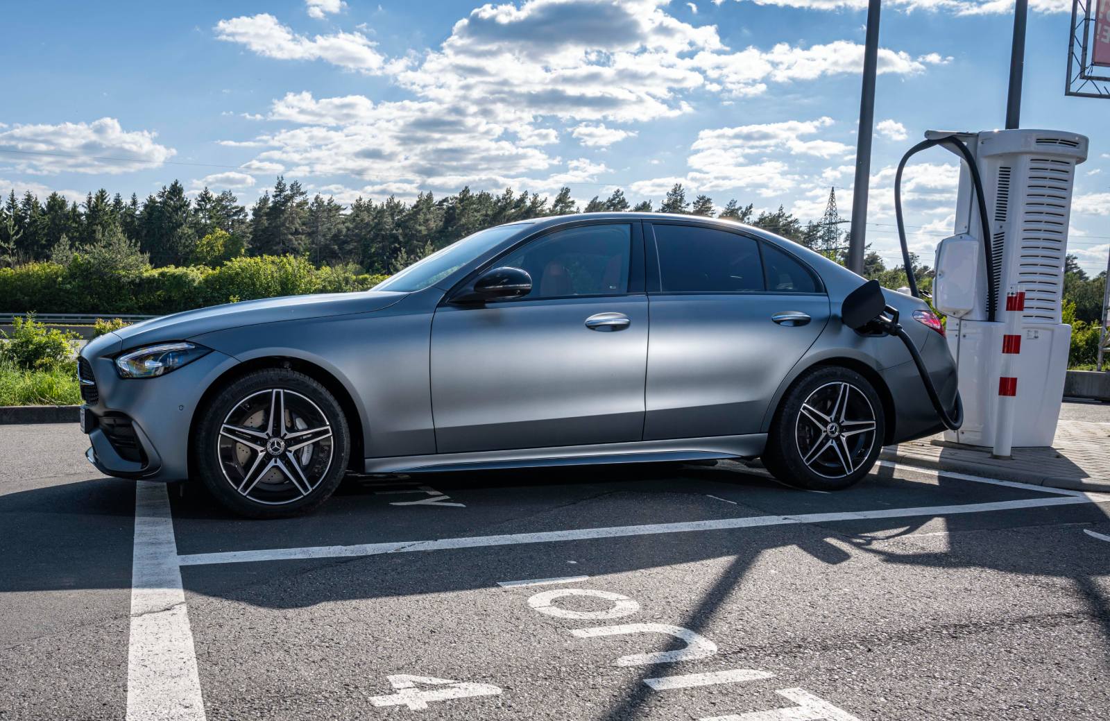 Nieuw onderzoek: PHEV is de grootste CO2-leugen van deze eeuw