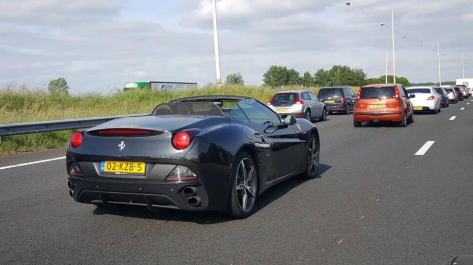 Je krijgt nu een beloning als je niet in de file gaat staan