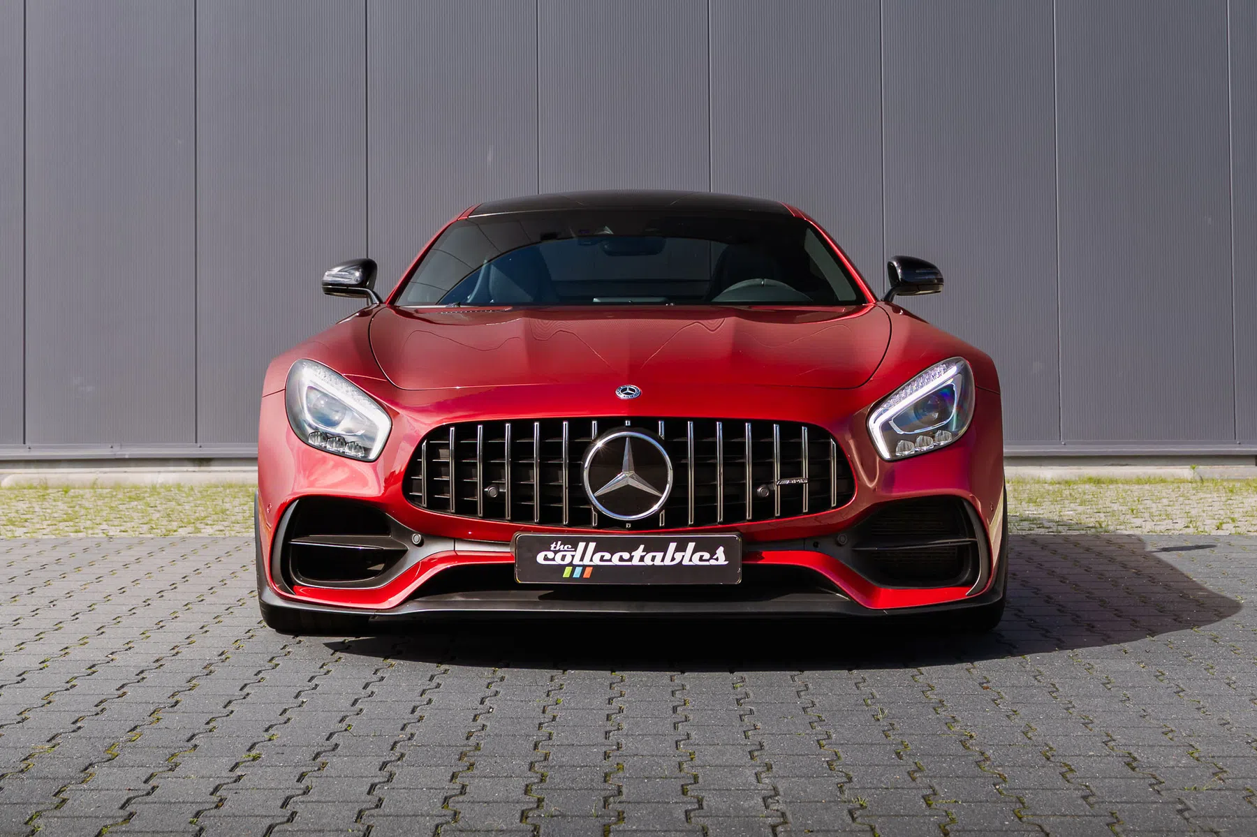 Bied mee op deze heerlijke AMG!