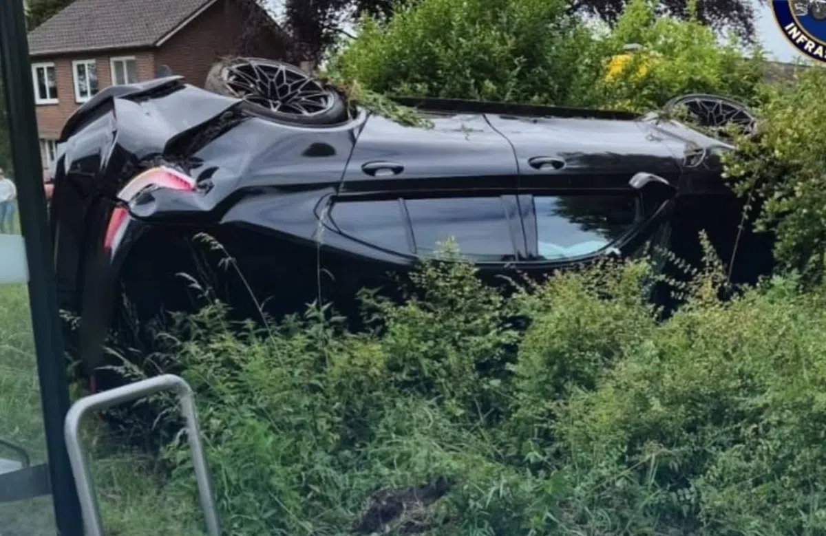 Politie pakt karma op M3-rijder bij Limburgs BMW-evenement