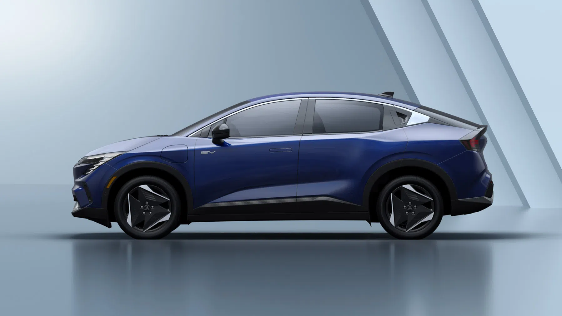 Na Ferrari heeft nu ook Mitsubishi een Nissan Leaf-kloon