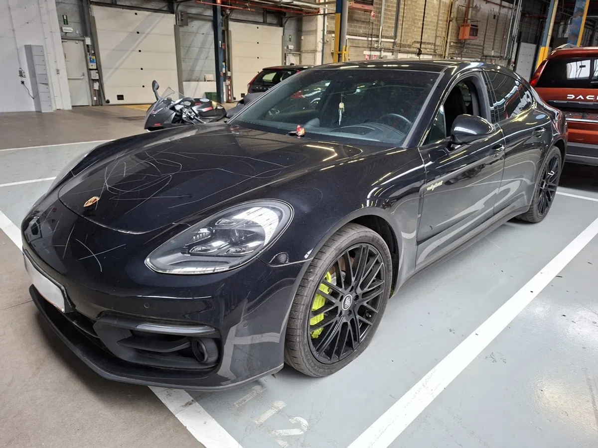 Deze Panamera is gevandaliseerd én in beslag genomen