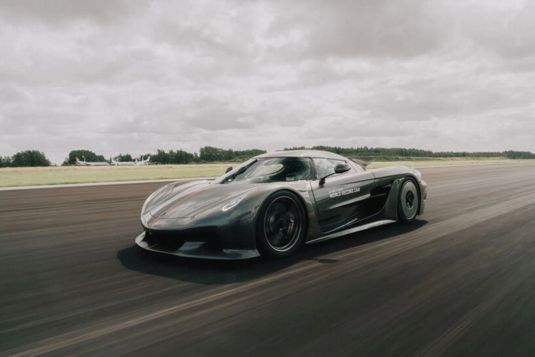 Wederom wereldrecord voor Koenigsegg voor snelste kwart- en halfmijl