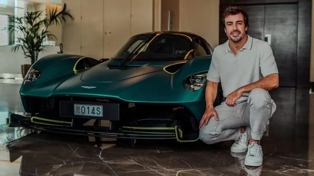 Opgepast, neem even NIET je Aston Martin Valkyrie mee naar werk