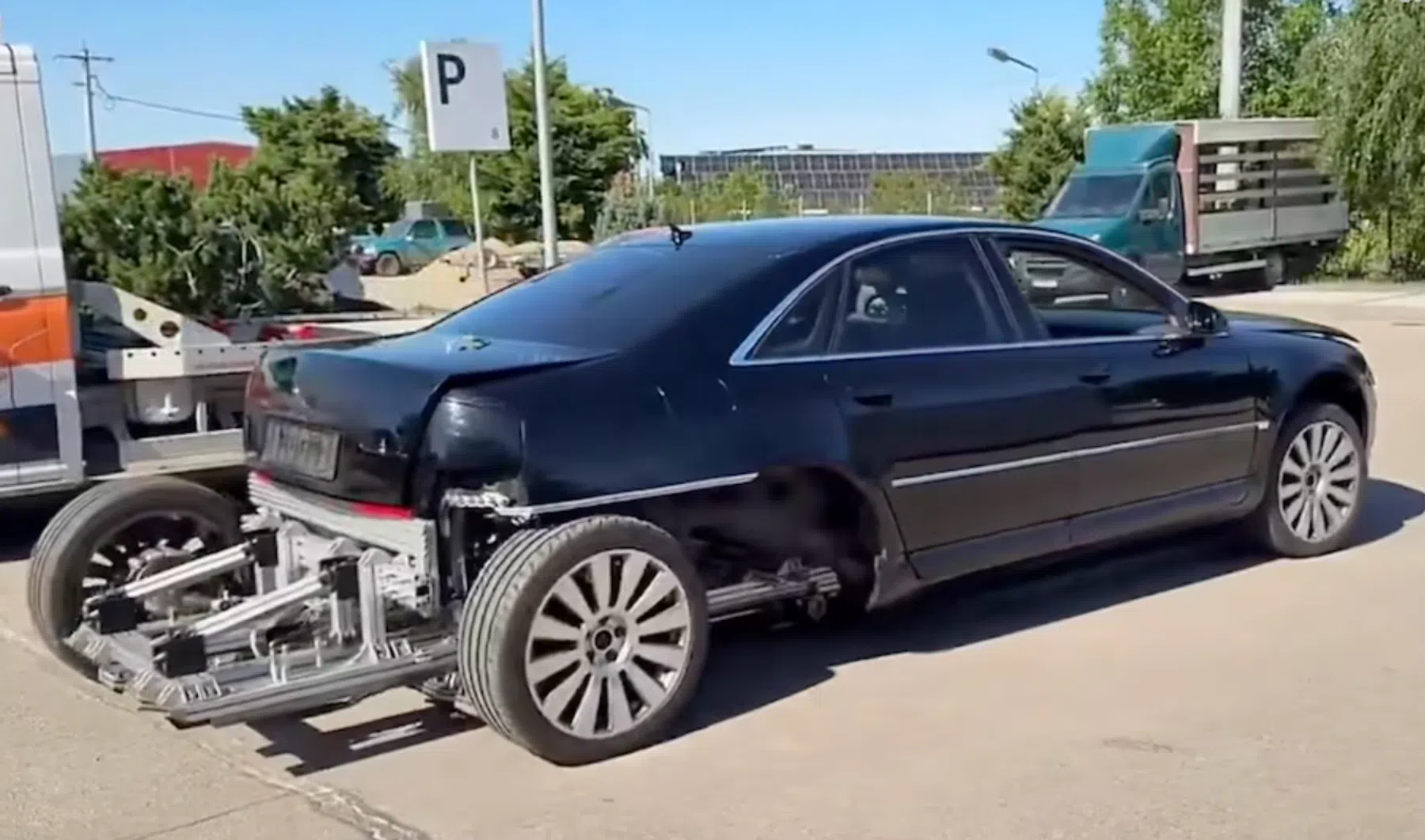 Roemenen bouwen de vreemdste Audi van het jaar