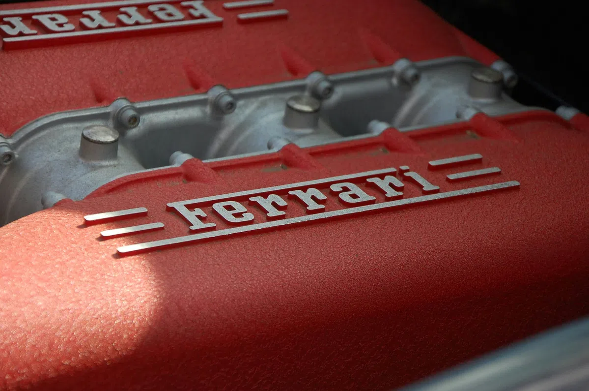 Ferrari kondigt nieuw speciaal model aan die 'het verleden met de toekomst mixt'