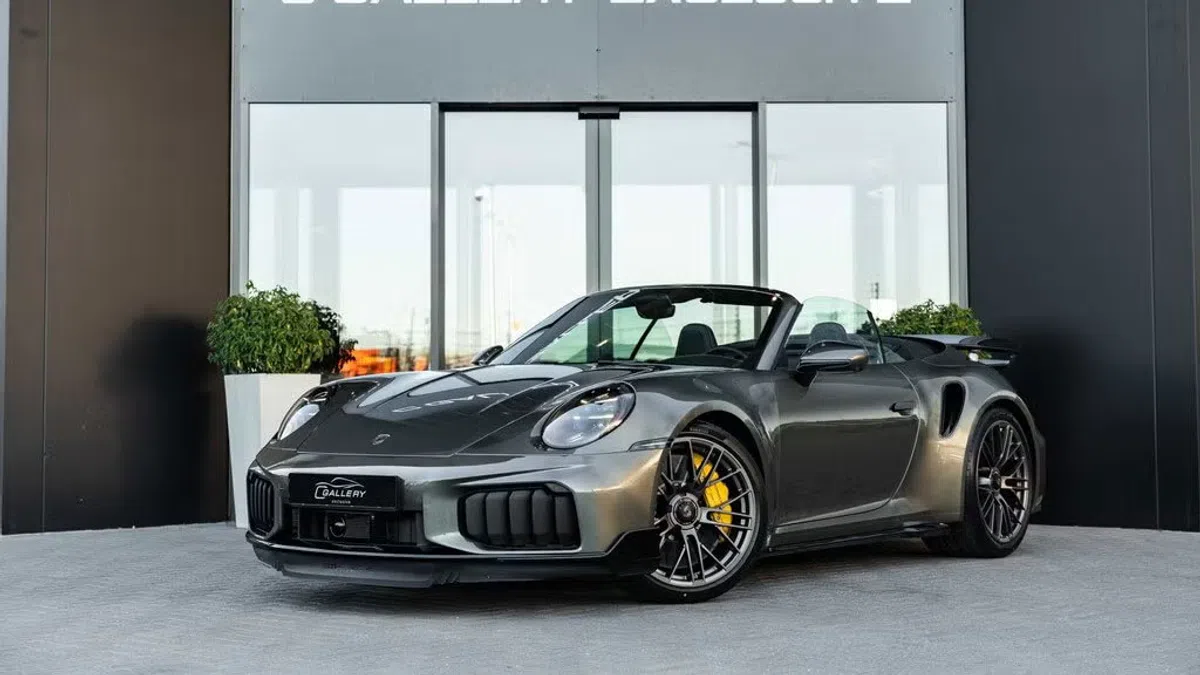 Eerste hybride Turbo S op Marktplaats is bijzonder prijzig