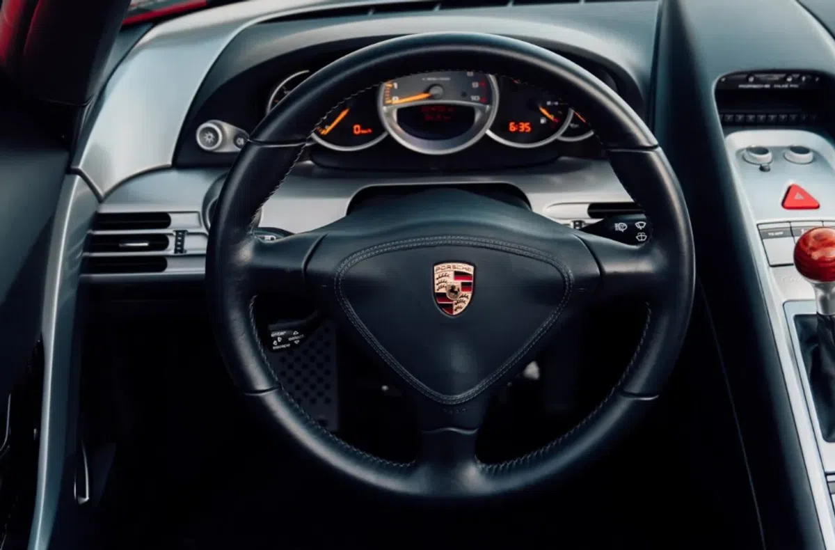 Waarom deze Carrera GT voor een mega bedrag verkocht gaat worden