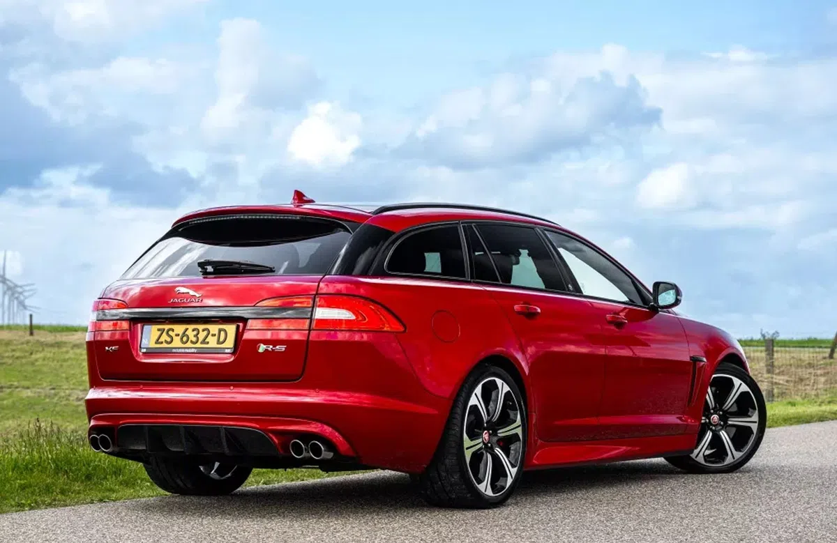 Loeidikke en exclusieve Jaguar XFR-S te koop op Marktplaats!