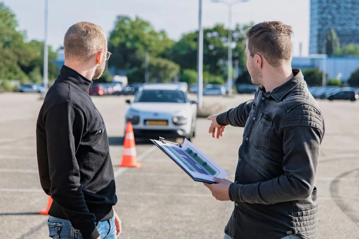 Karremans maakt je rijbewijs halen nog duurder