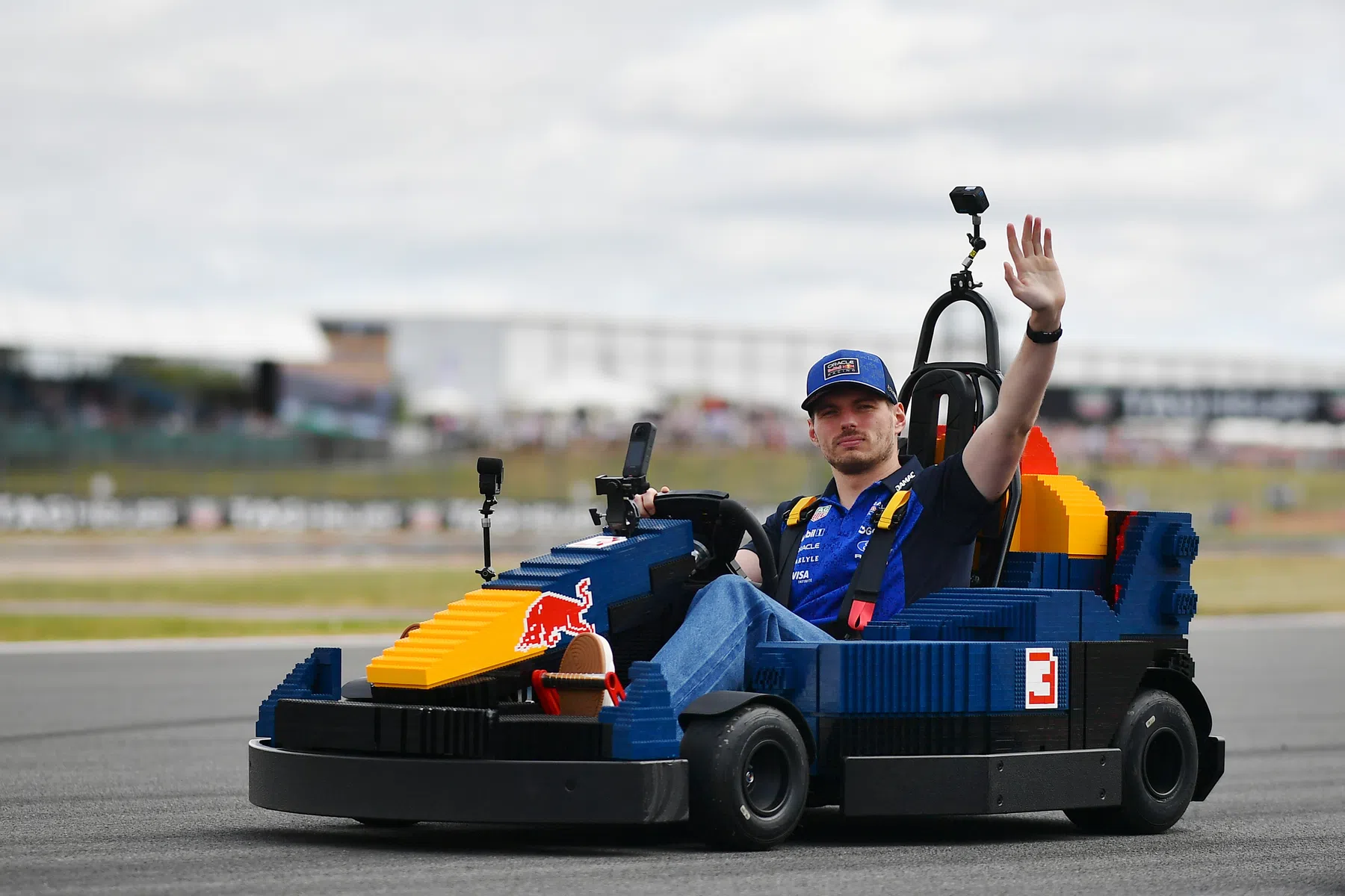 Waarom de deur nu officieel open staat voor vertrek Verstappen