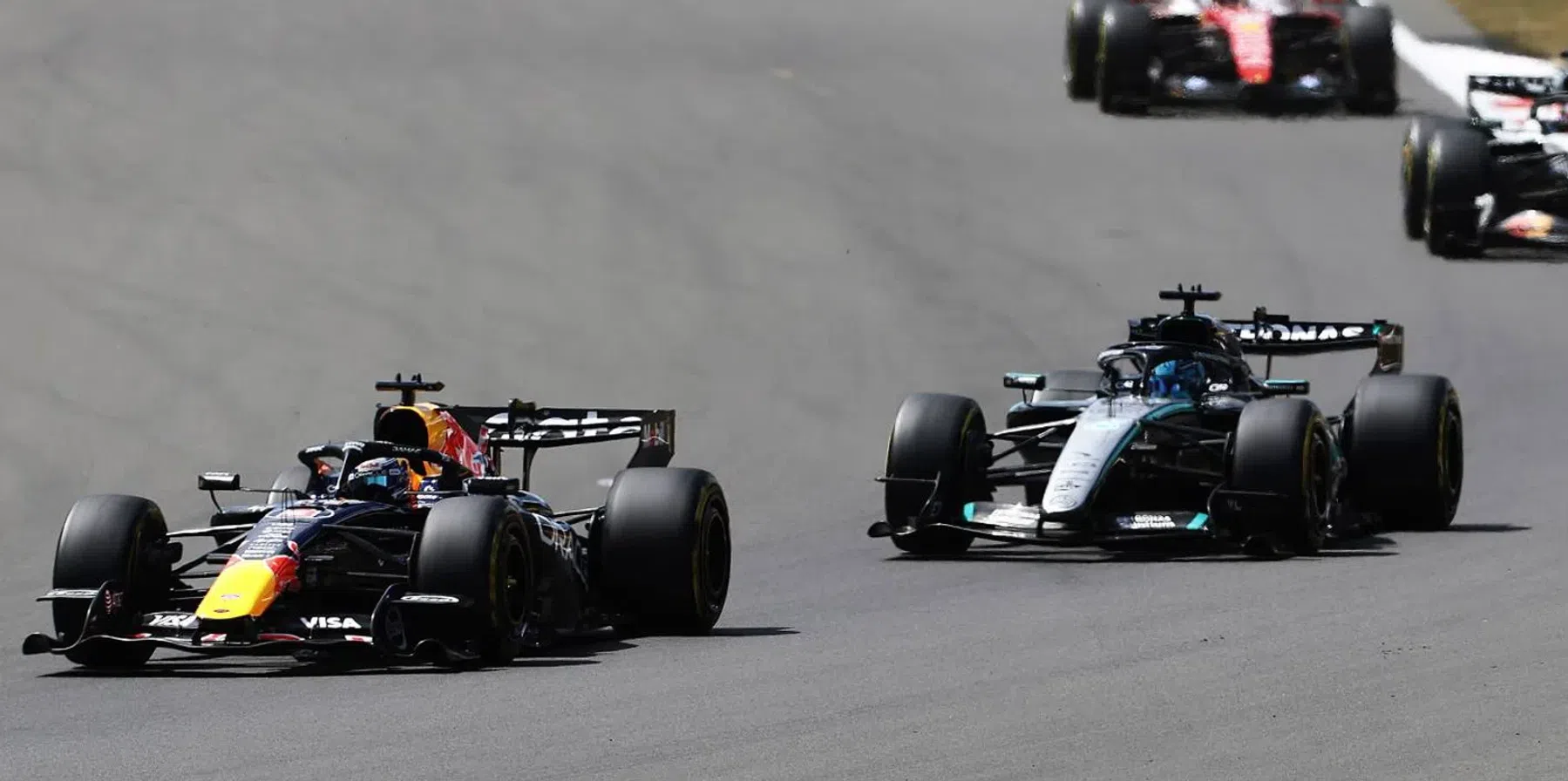 Met deze slimme truc blijft Mercedes Verstappen voor in kwalificaties