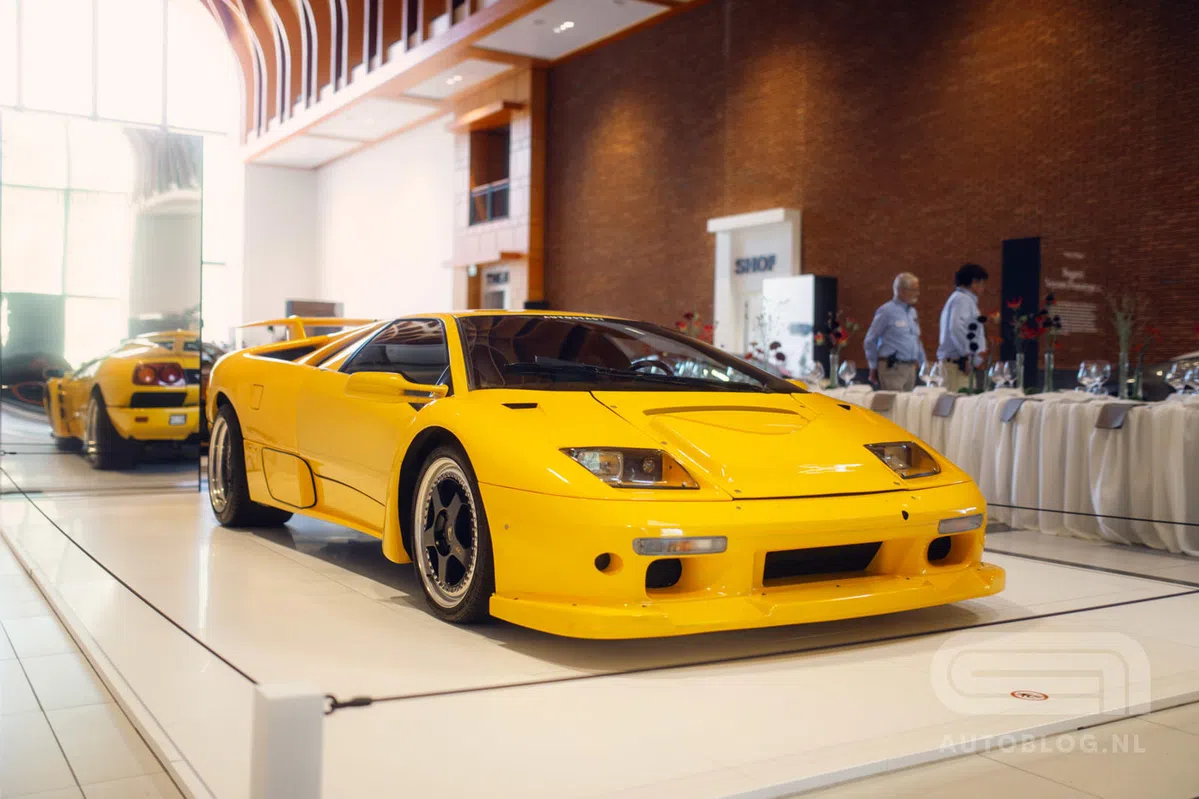 Deze Lambo met W16 was heel lang geheim, maar staat nu in Nederland