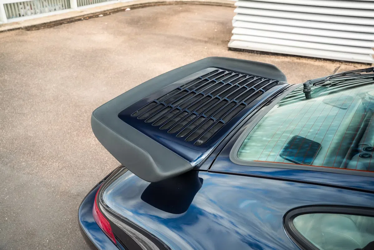 Eén dikke Porsche of een hele garage vol?