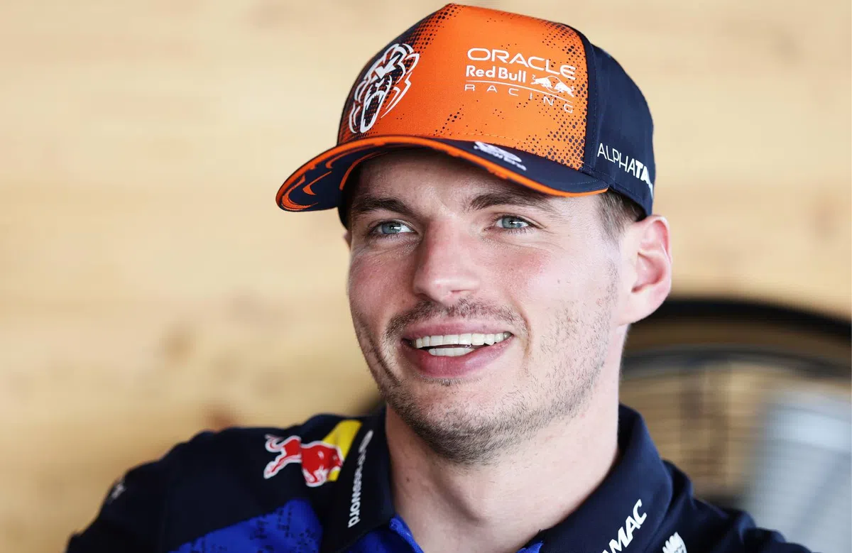 Gebruikt Verstappen zijn transfersoap voor een beter contract?