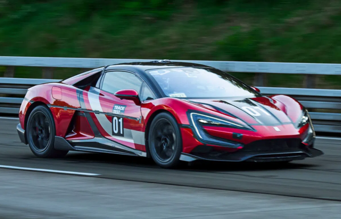 Deze hypercar wil als eerste de 500 km/u-grens slopen