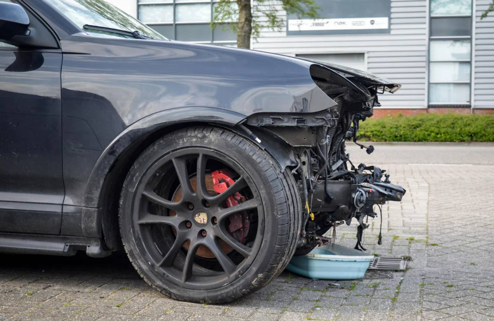 Toeristen in huurauto's veroorzaken hier zoveel ongelukken dat de overheid ingrijp