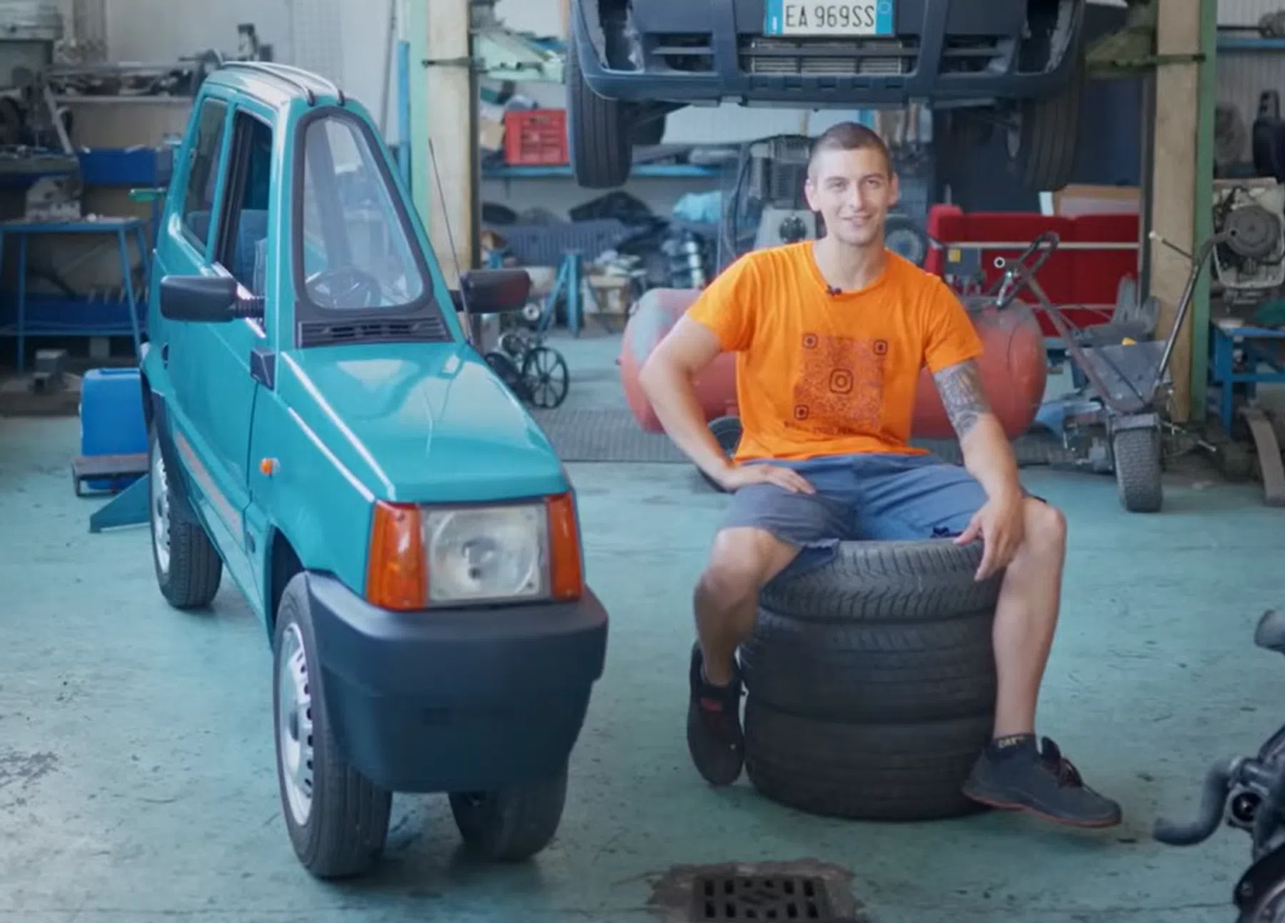 Is dit de smalste auto ter wereld?