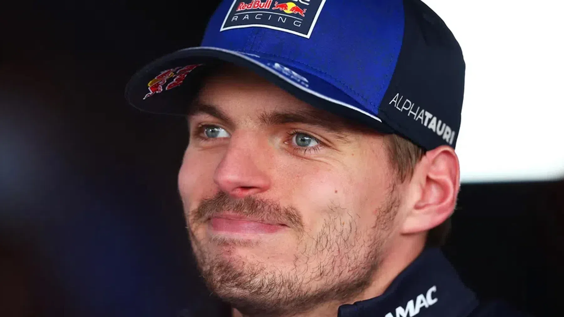 Gesprekken zijn gaande: Verstappen naar Mercedes en Russell naar Audi