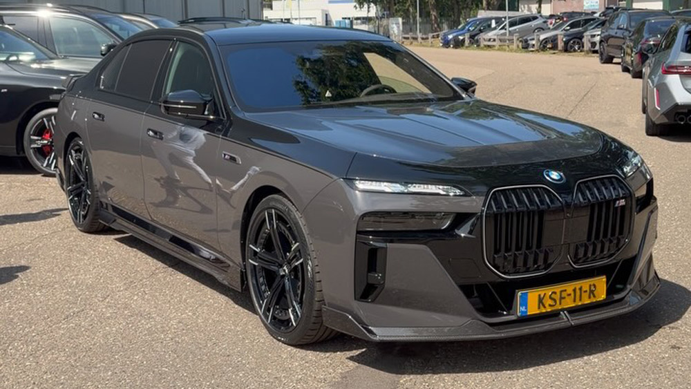 Dit is de nieuwe patserbak van Andy van der Meijde