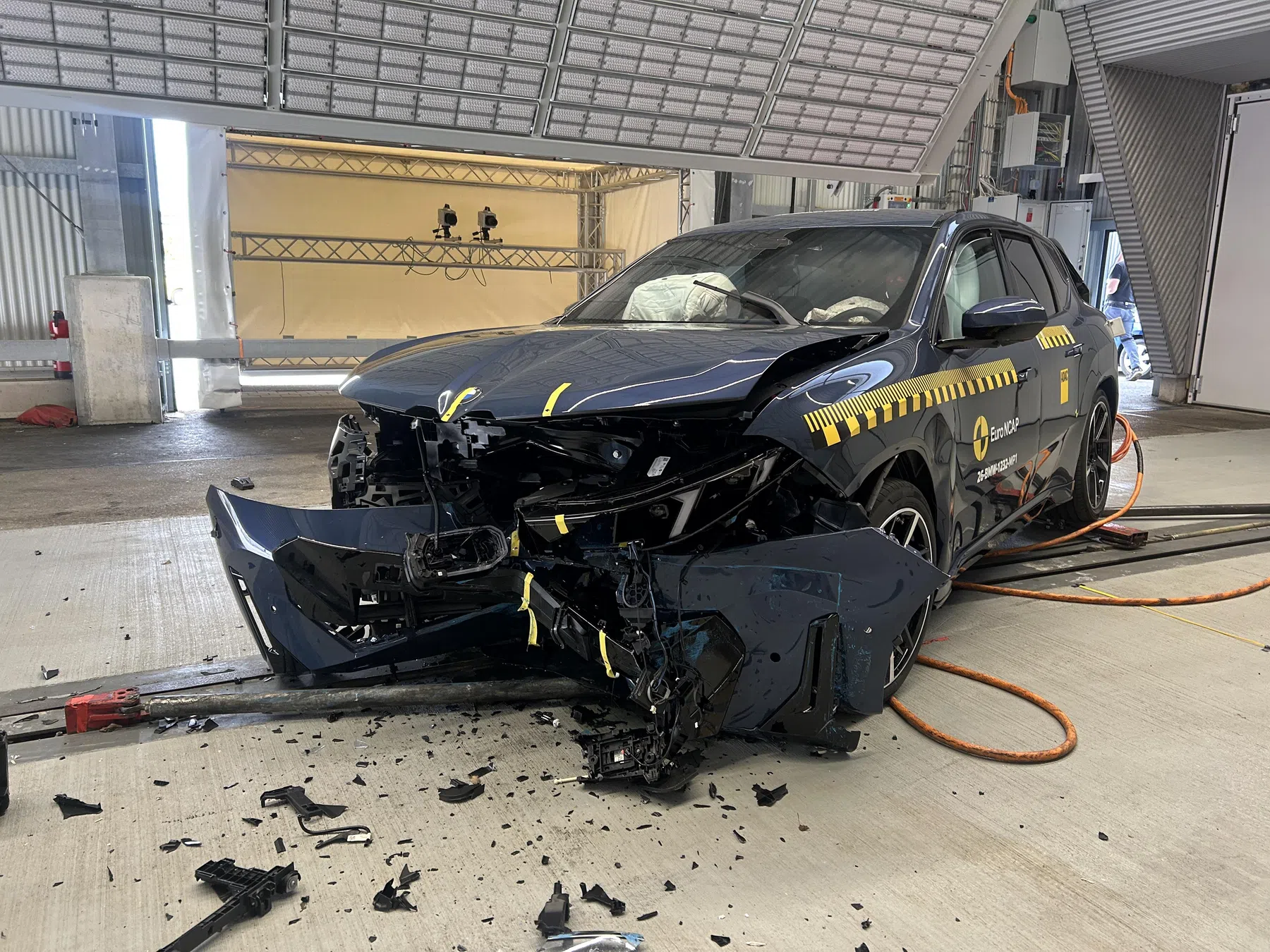 BMW heeft een opvallende mening over veiligheidstests