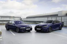 Dit zijn de goedkoopste auto's met V8 van Nederland