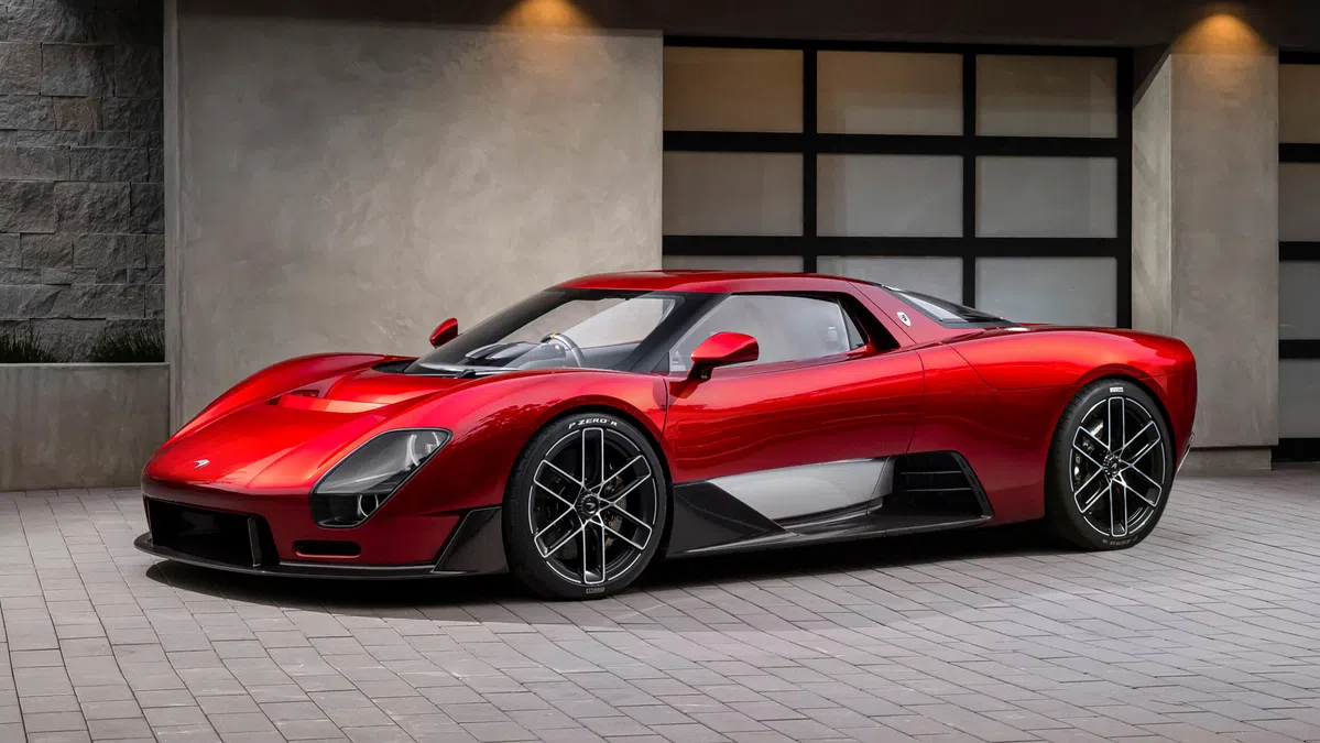 Verrassing: de McLaren McL 6GT is een retro supercar met een échte handbak