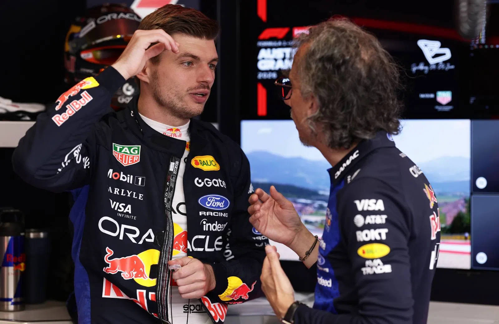 Besluiteloosheid van Max Verstappen begint Red Bull financieel pijn te doen