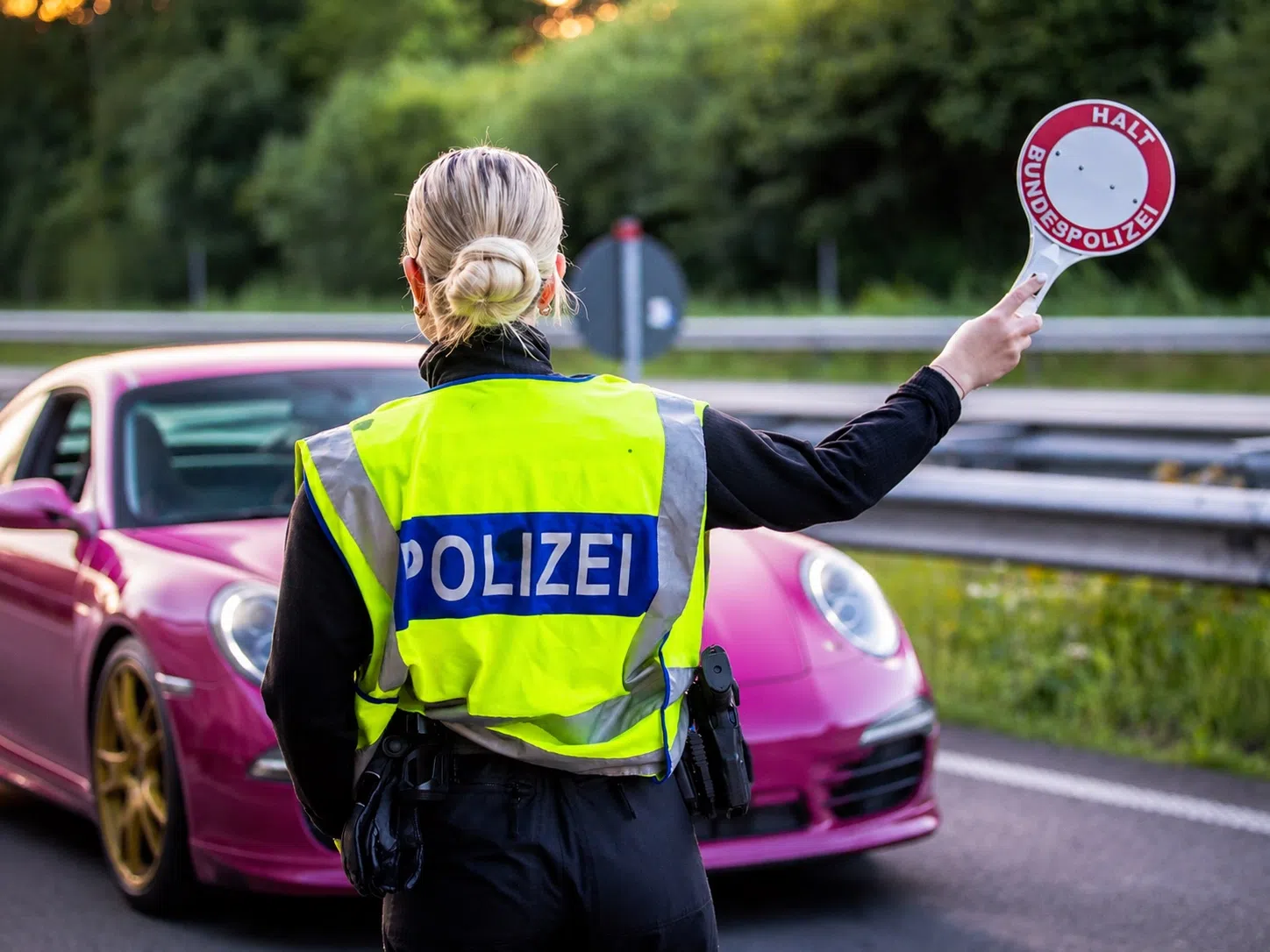 Blijf weg uit Duitsland!! Ik herhaal, blijf weg uit Duitsland!!