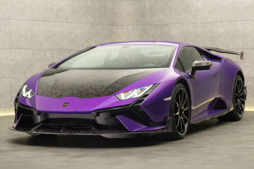 Advocaten van Tate-broers: supercars zijn gehuurd voor online aandacht