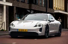 Thumbnail for article: Elektrische auto's worden nog steeds te vaak over het hoofd gezien