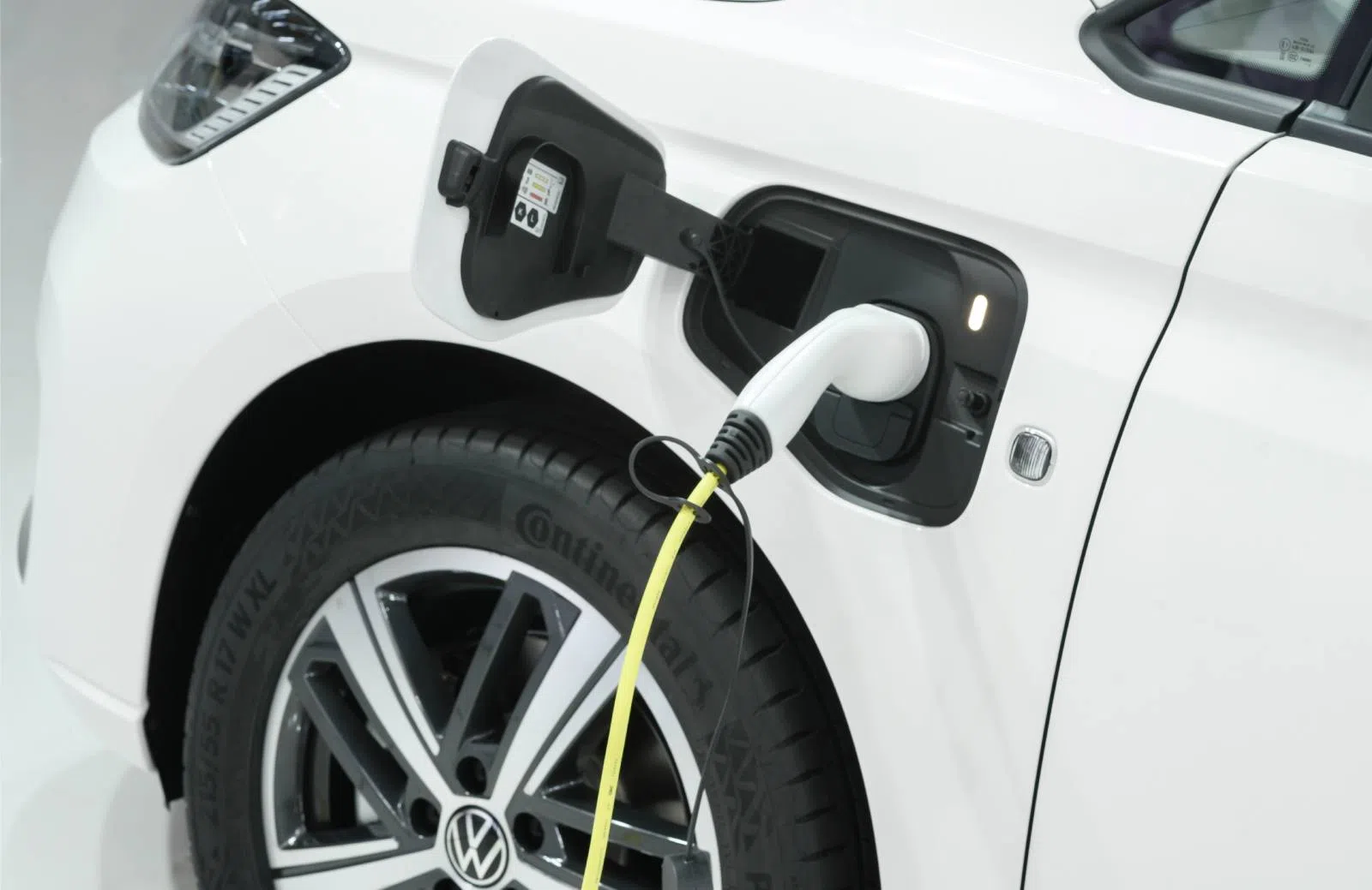 Volkswagen moet geld teruggeven voor 'zomer-PHEV'
