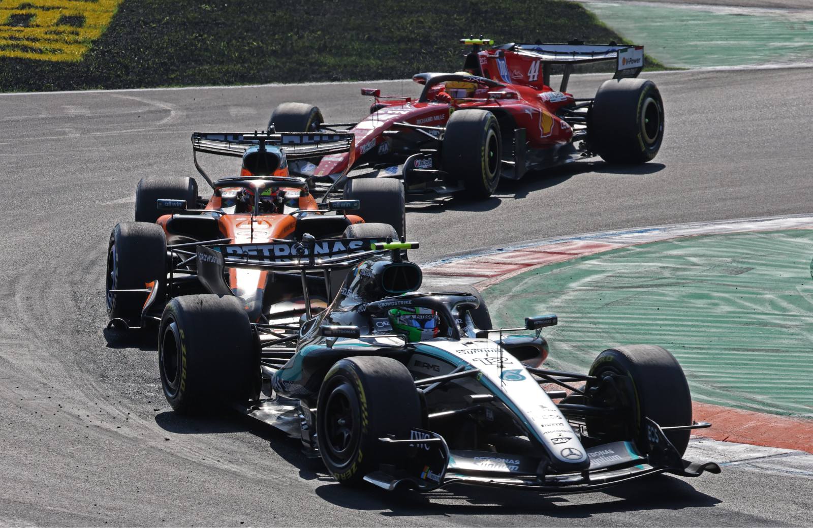 Waarom ook in Monza het asfalt het begaf